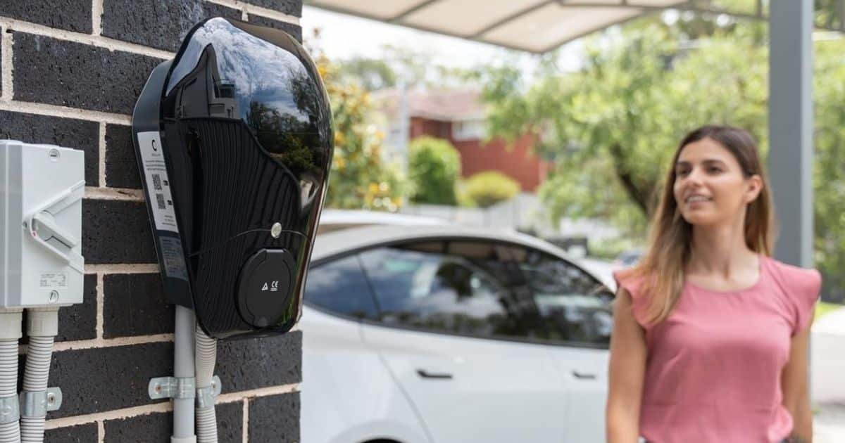 22kW Vox Pro Wall EV Charger-3